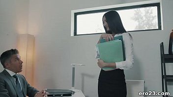 Eliza Ibarra Se Fute Cu Domnu Director